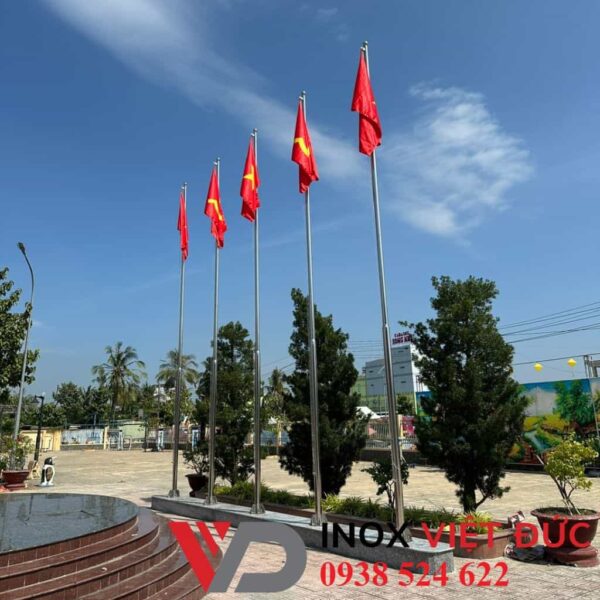 Gia công cột cờ inox 8m theo yêu cầu