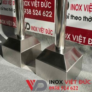 Cột cờ inox 5m lắp đặt tại cơ quan
