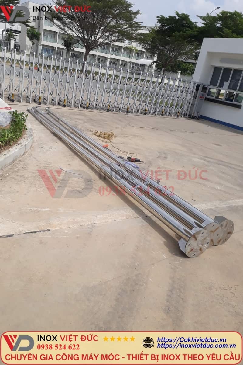 Trụ cờ inox 9m giá rẻ chất lượng tại TP.HCM
