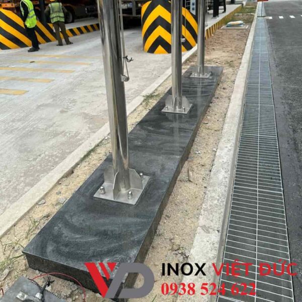 Chân cột cờ inox 304 chống gỉ
