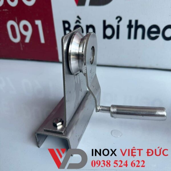Tay quay cột cờ inox 304