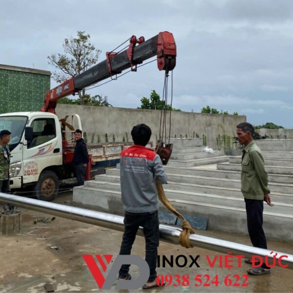 Cột cờ xoay inox 304 bền đẹp giá tốt