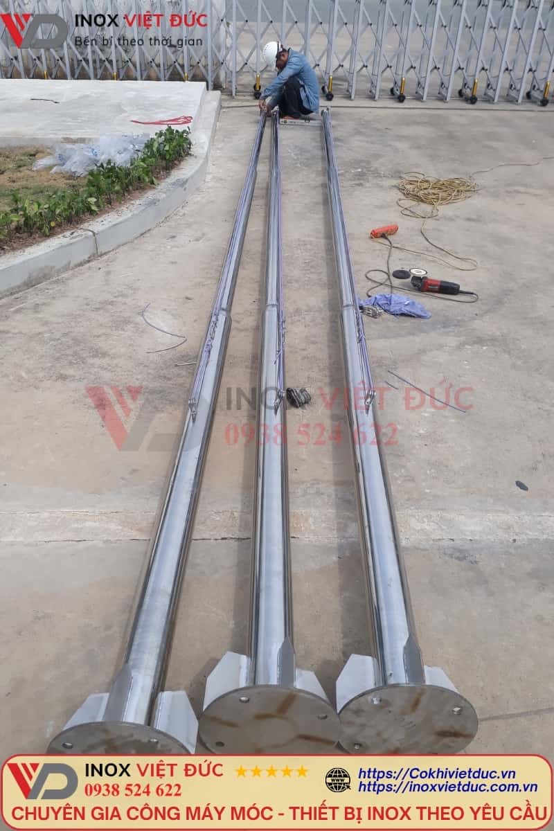 Trụ cờ inox giá rẻ